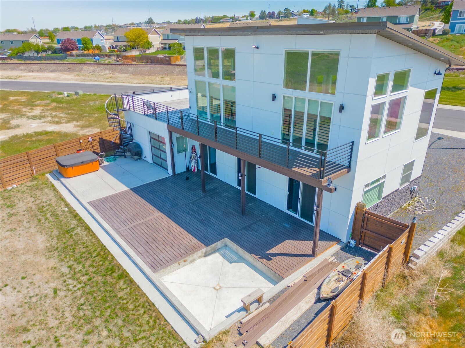 1828 S Boardwalk Avenue  Moses Lake WA 98837 photo