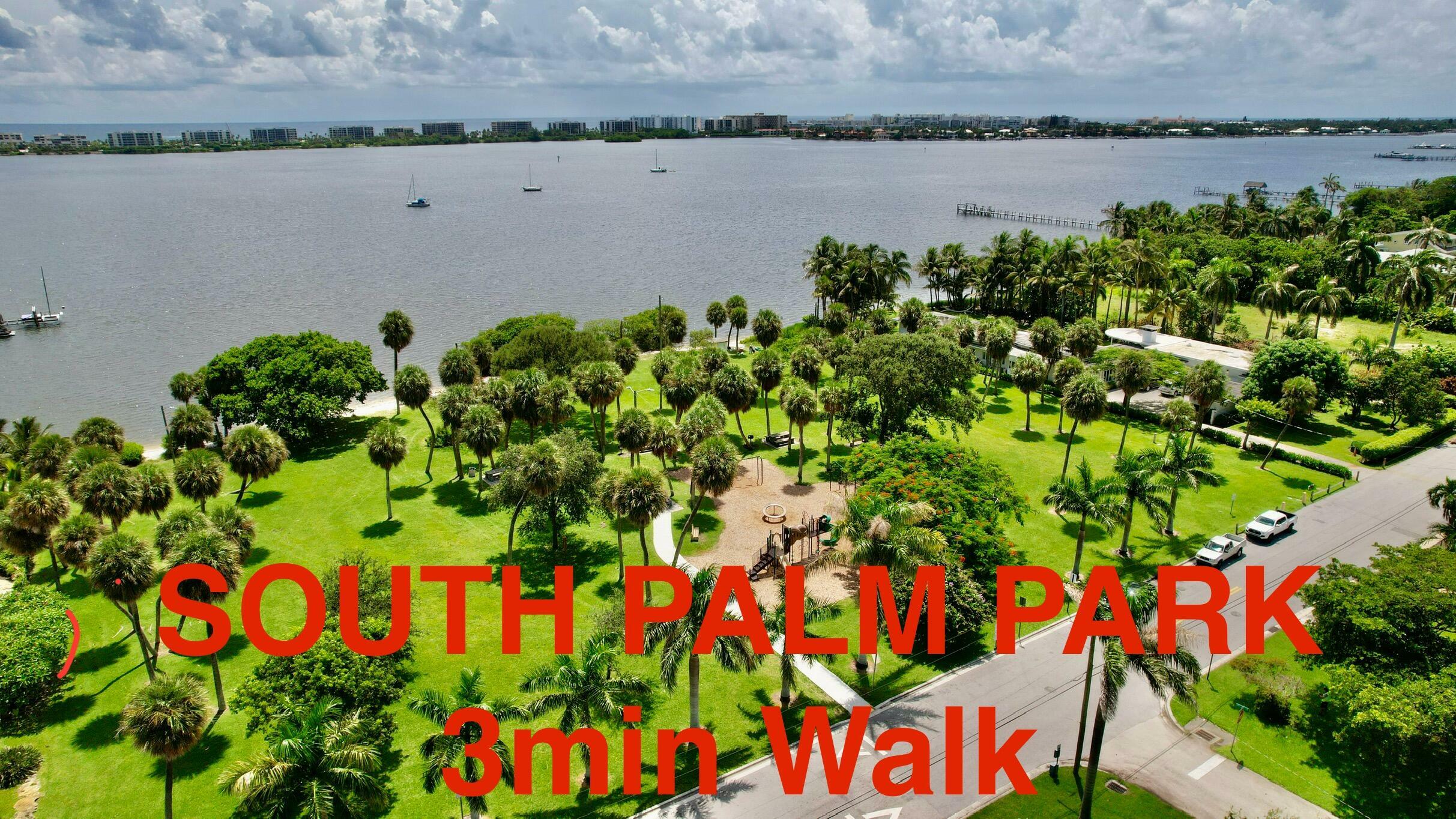 Property Photo: 1120 S Federal Highway FL 33460