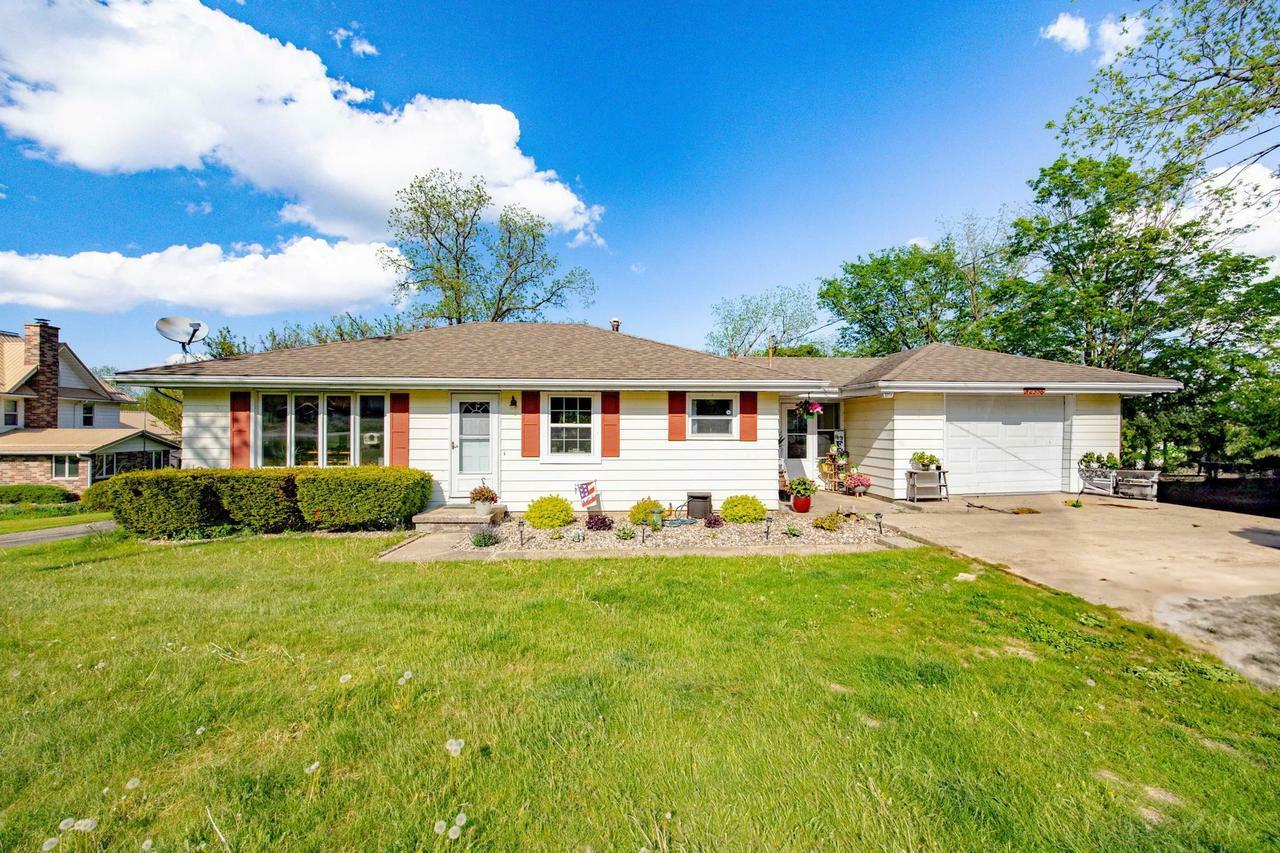 Property Photo: N2356 County Road D WI 53538