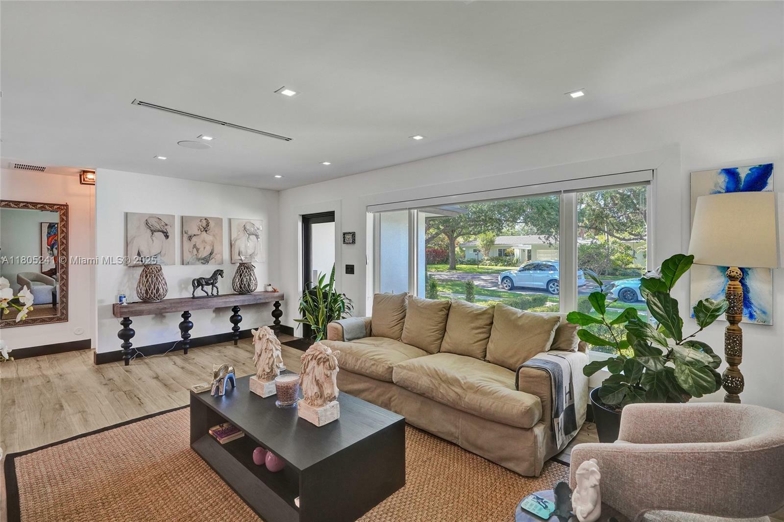 Property Photo: