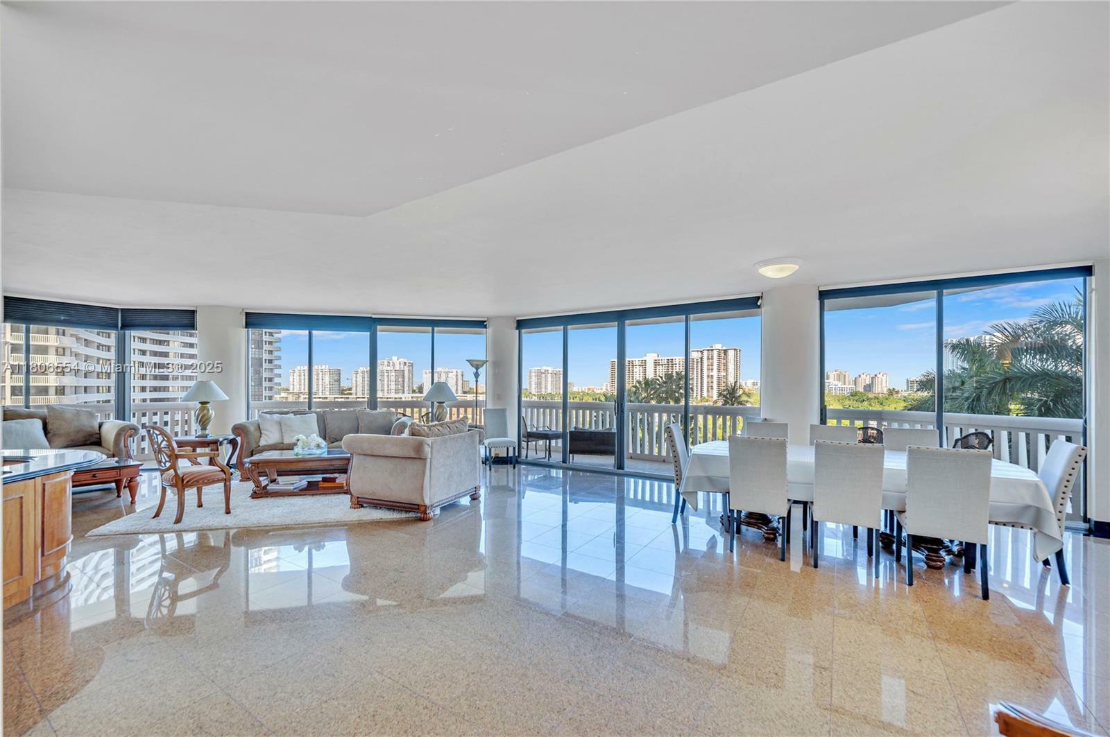 Property Photo: 2000 Island Blvd 806 FL 33160