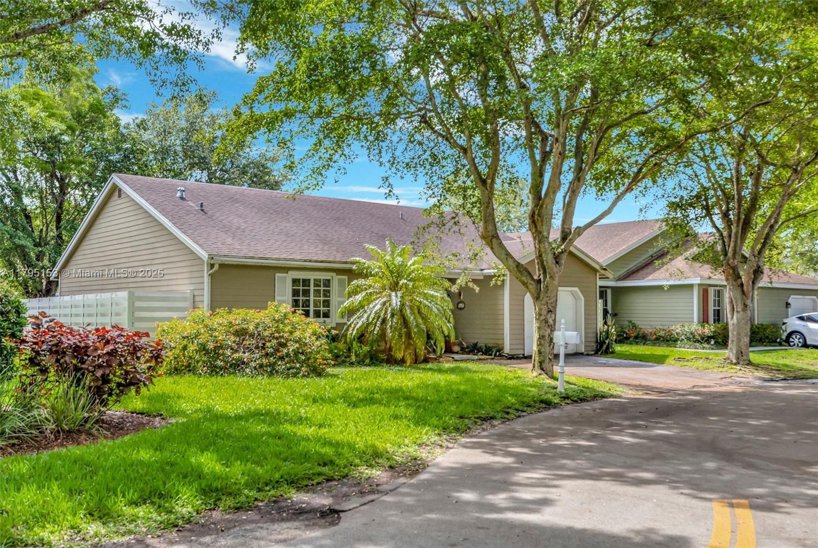 Property Photo:  15025 SW 141st Ct  FL 33186 