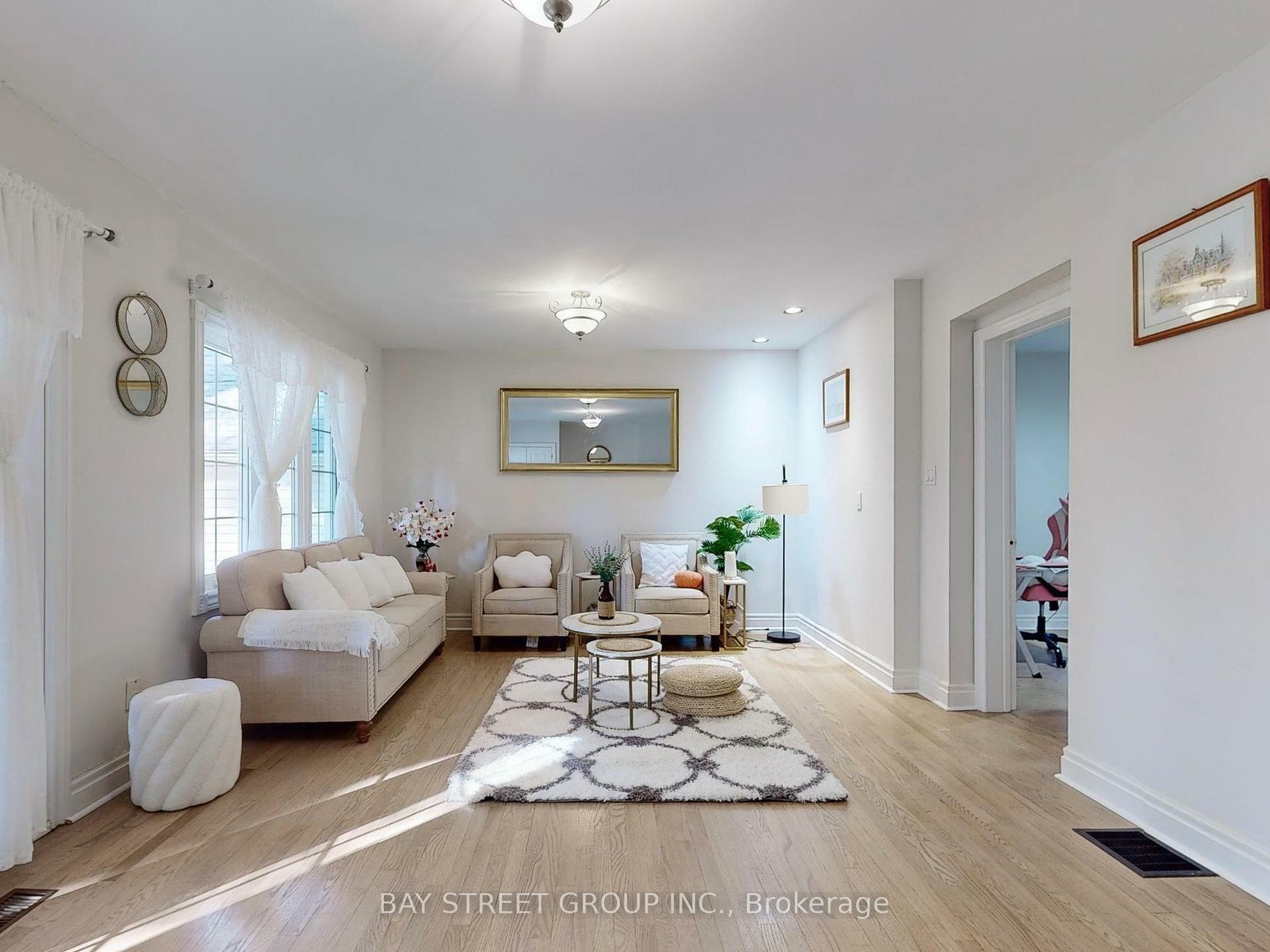 Property Photo: 45 Enfield Avenue ON M8W 1T6