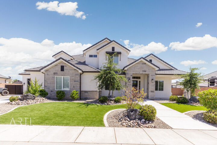 Property Photo: 283 W Blue Quartz Dr UT 84780