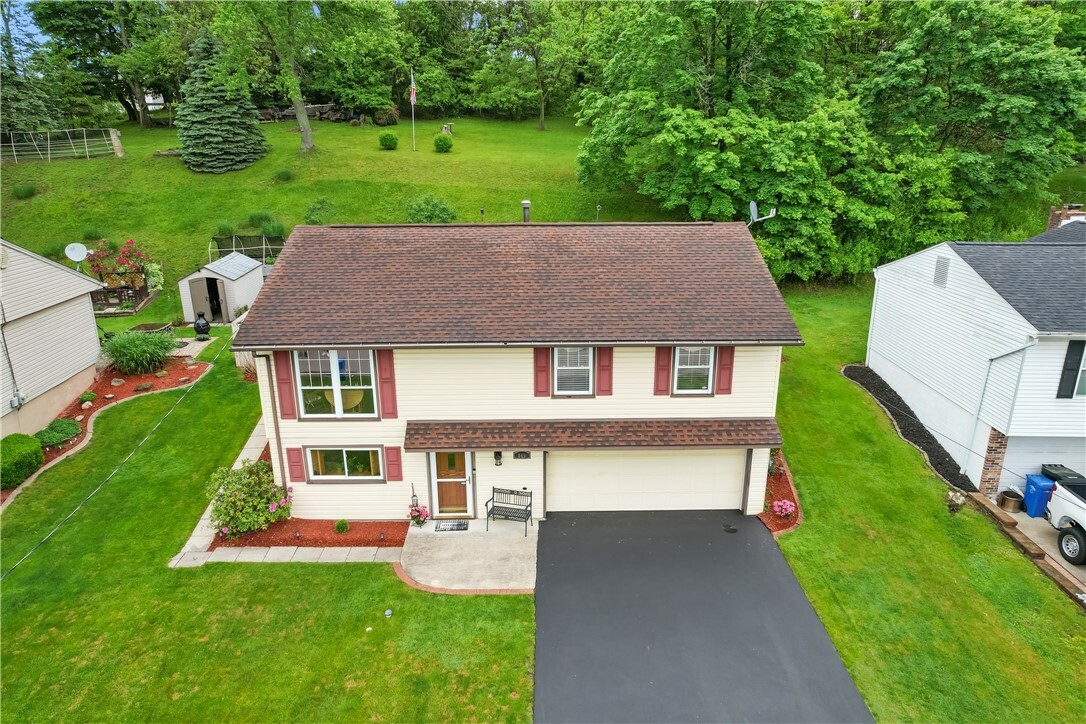Property Photo: 569 Butterfield Drive PA 15642