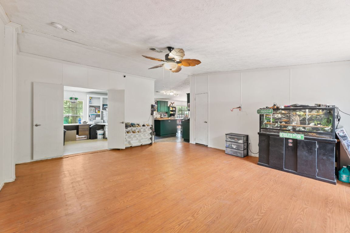 Property Photo: 216 Squirrel Run TX 78659
