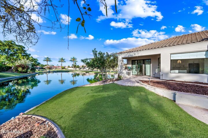 1724 W Blue Ridge Way  Chandler AZ 85248 photo
