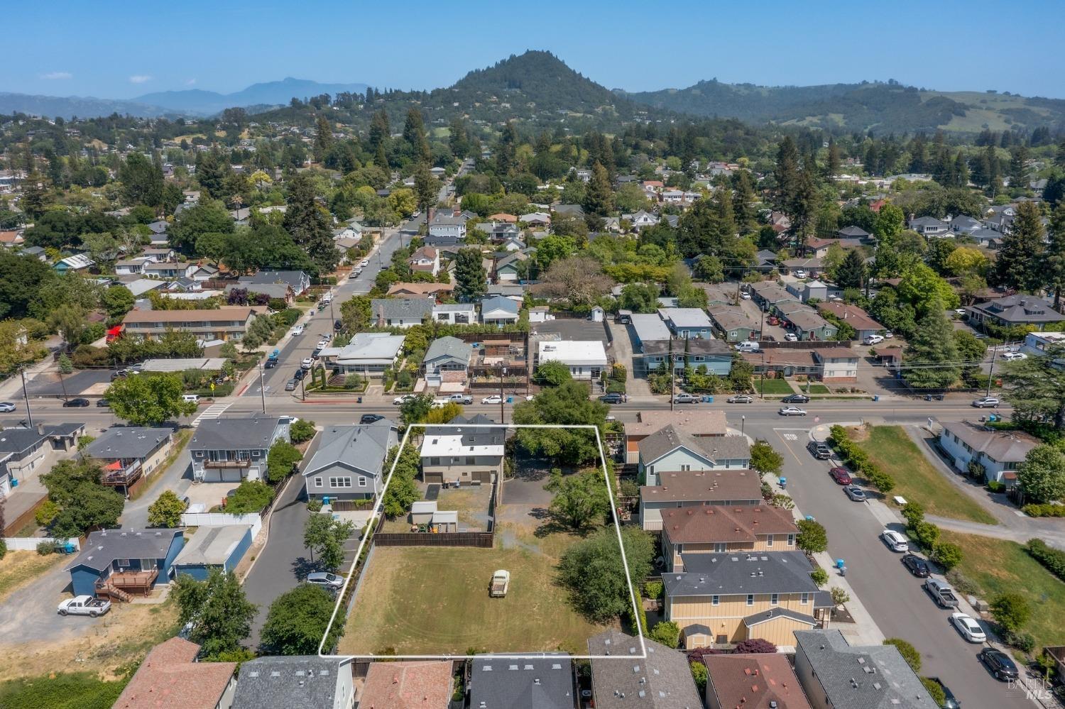 Property Photo: 733 735 Healdsburg Avenue CA 95448