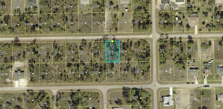Property Photo: 1222 Count St E FL 33974