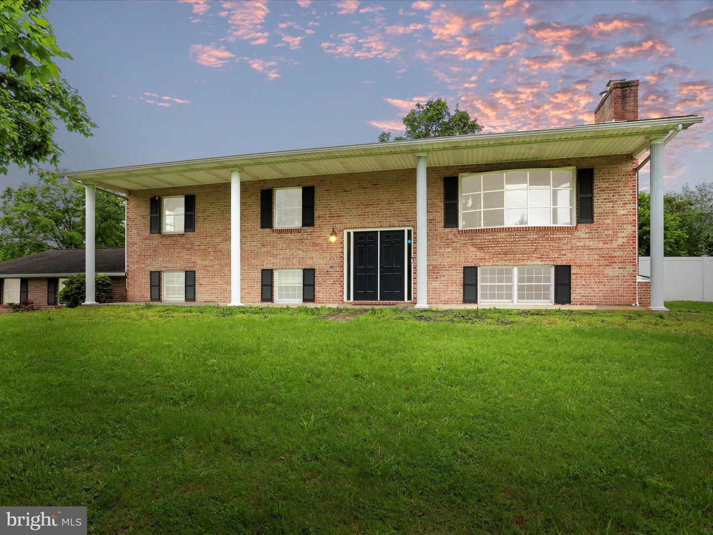Property Photo: 136 Kimberly Drive WV 25404