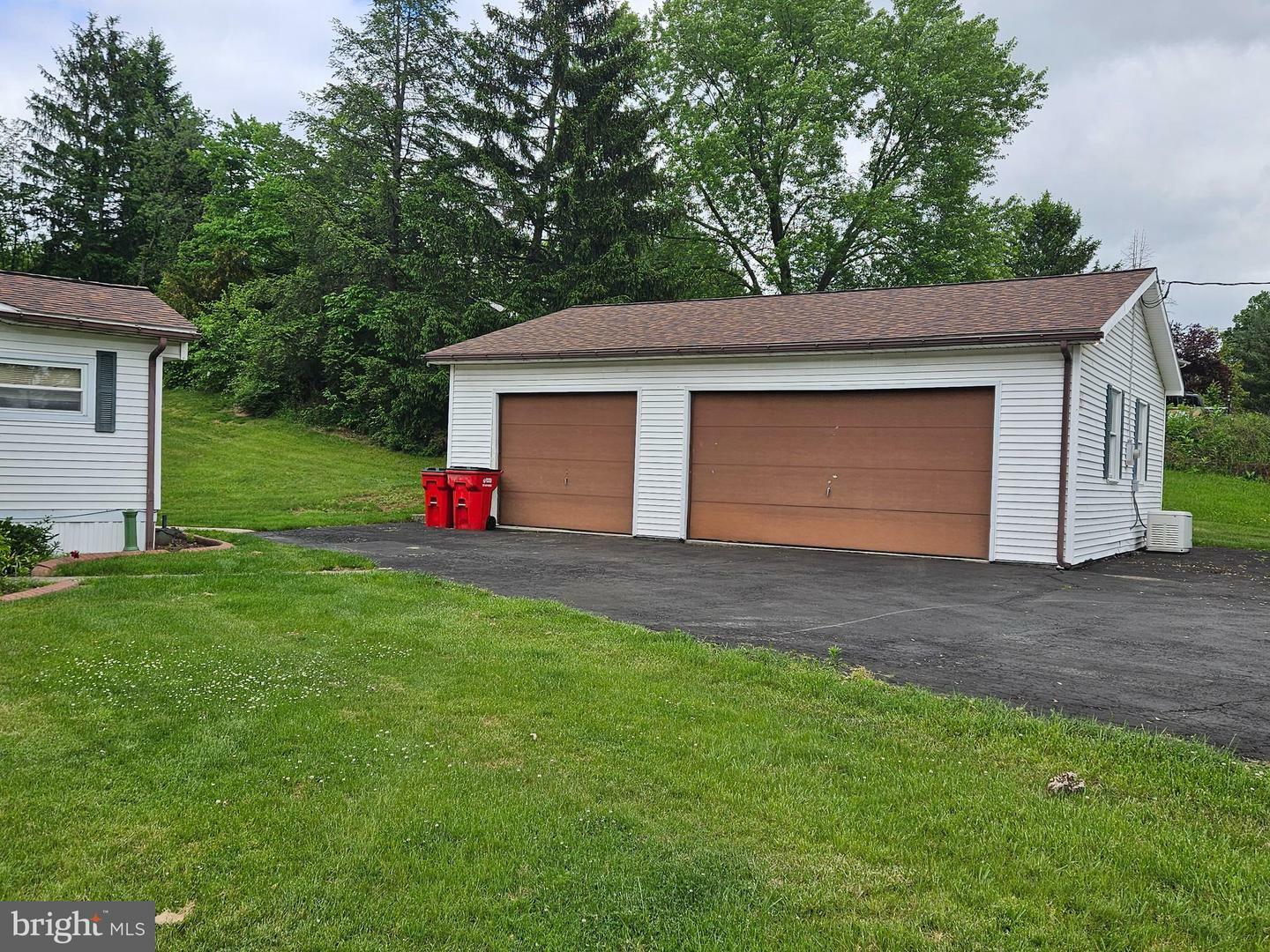 Property Photo: 1267 Syner Road PA 17003