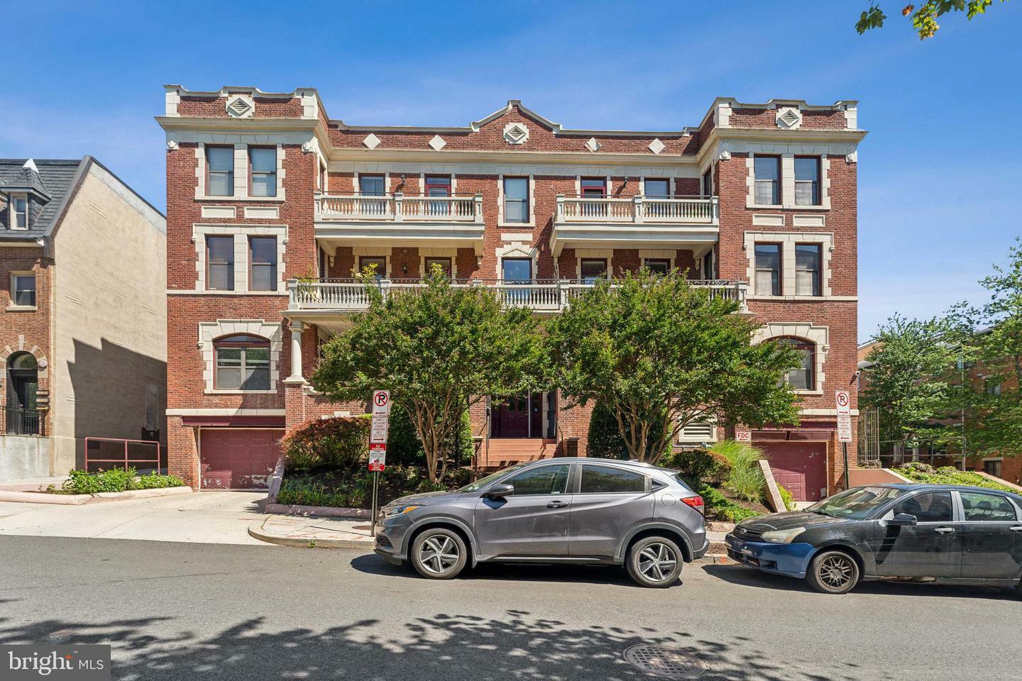 Property Photo: 1419 Clifton Street NW 101 DC 20009