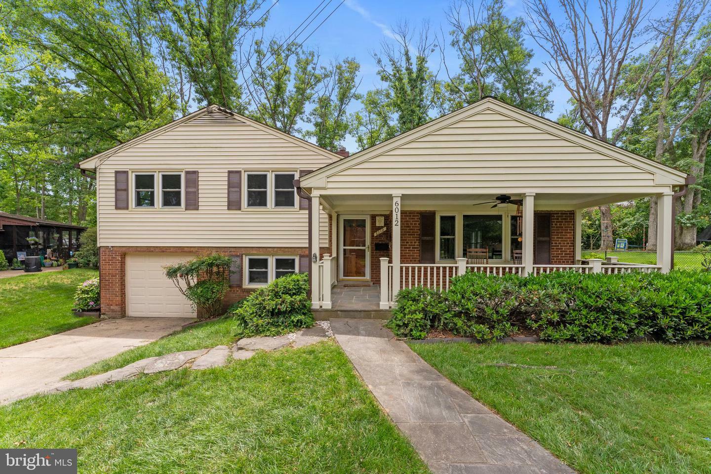 Property Photo: 6012 Kelley Court VA 22312