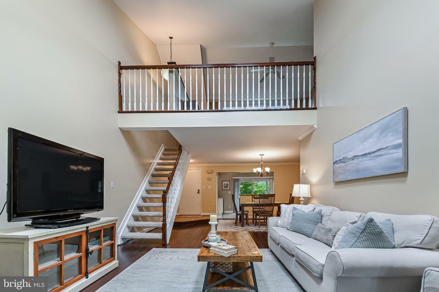 2012 Quay Village Court 202  Annapolis MD 21403 photo