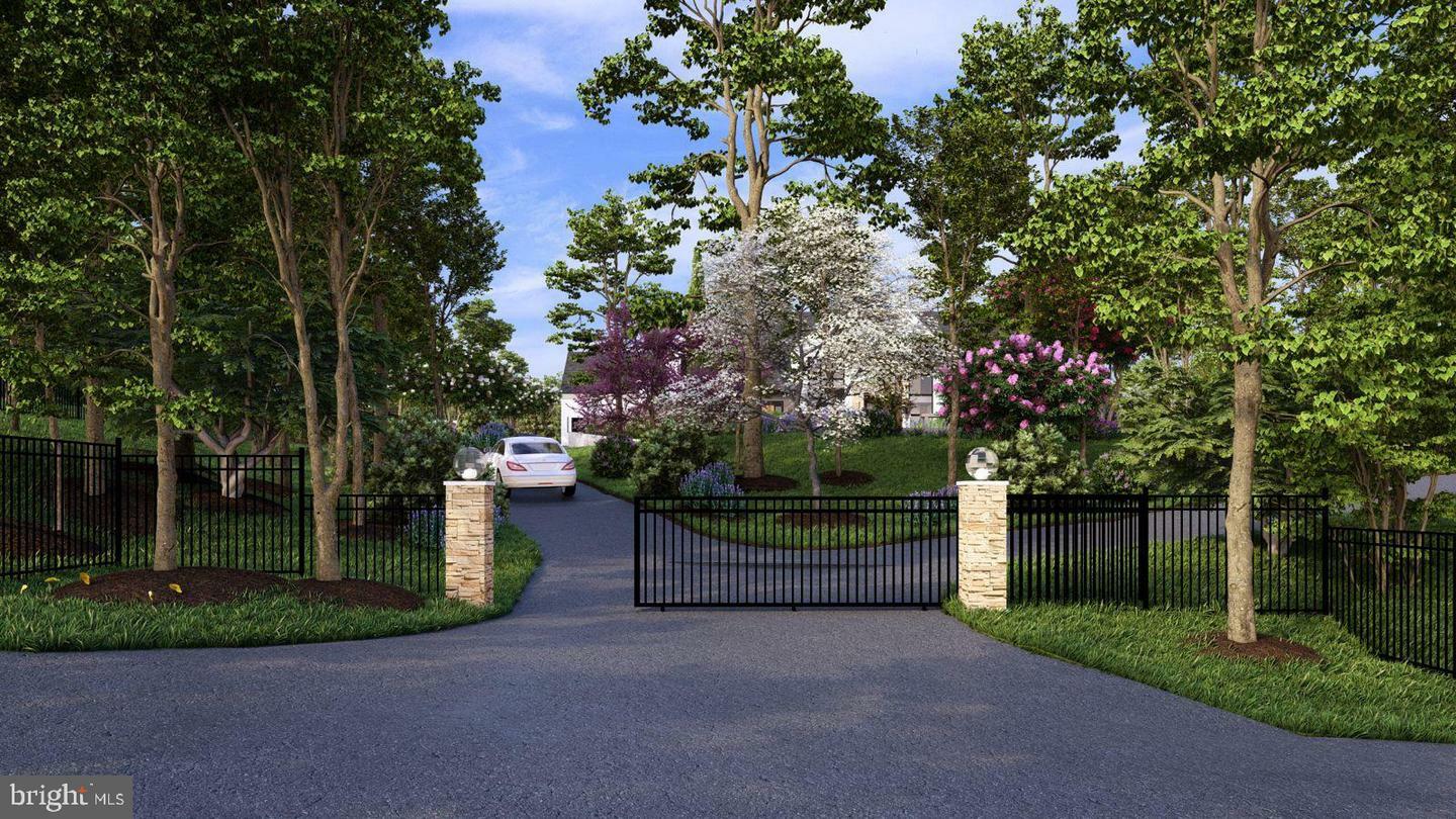 Property Photo: 7315 Georgetown Pike VA 22102