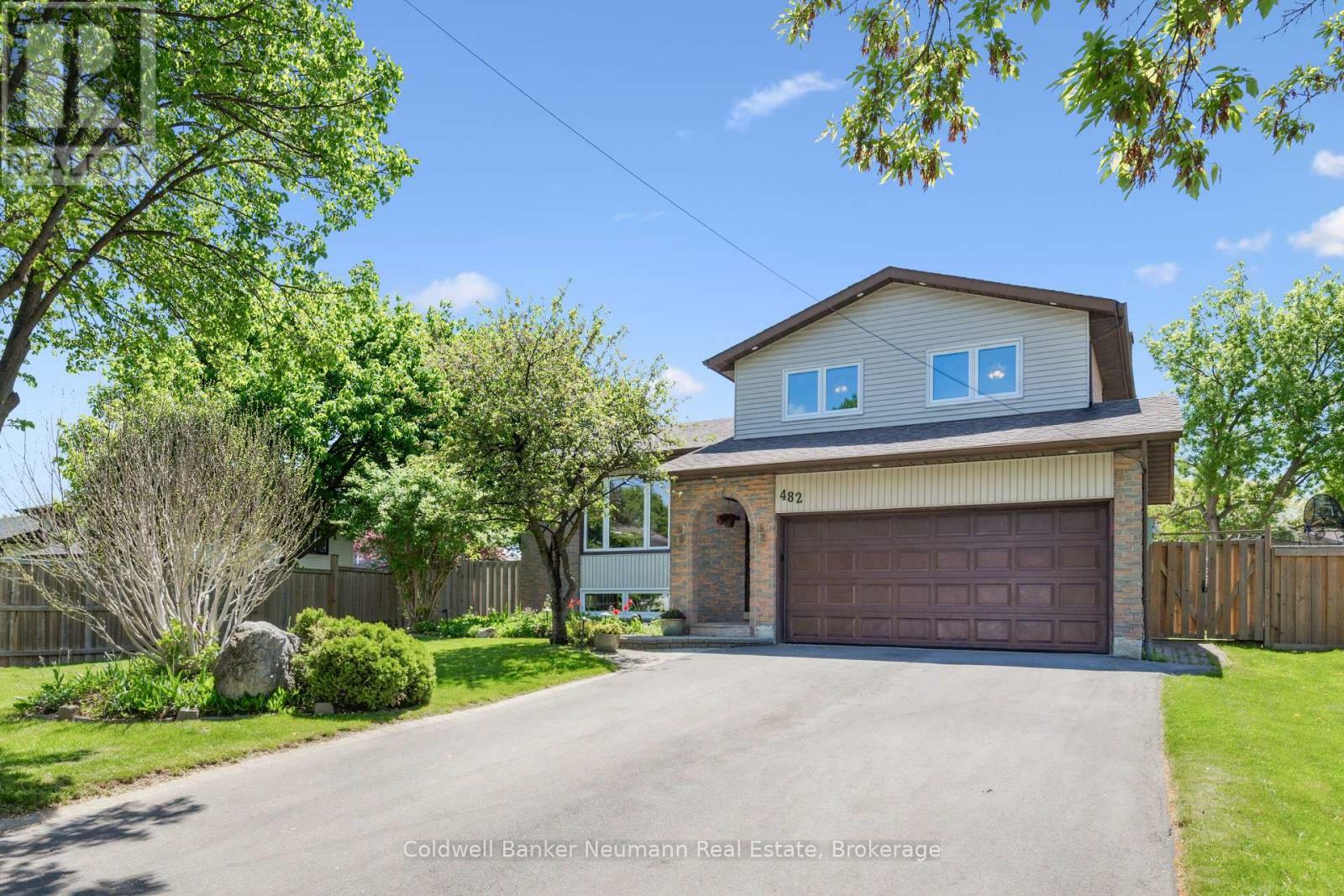 Property Photo:  482 Gowland Crescent  ON L9T 4E5 