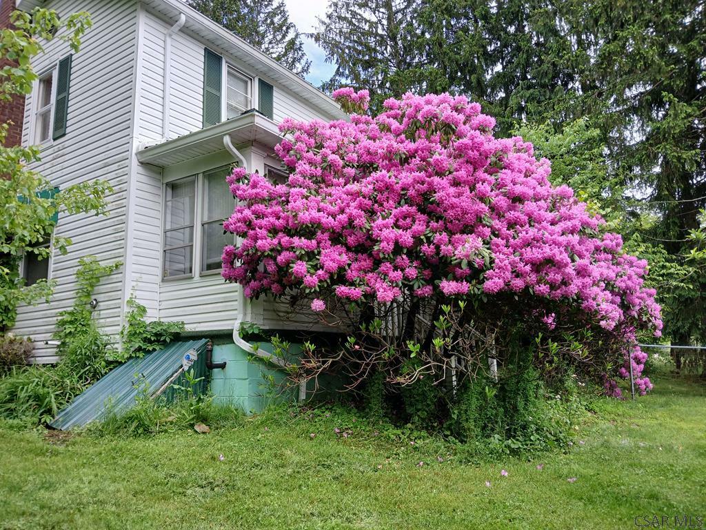 Property Photo: 213 Mine 42 Rd PA 15963