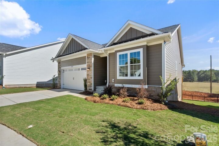 Property Photo: 2085 Bonds Lane SC 29715