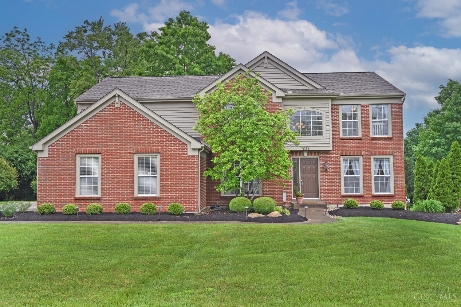Property Photo: 826 Dorgene Lane OH 45244