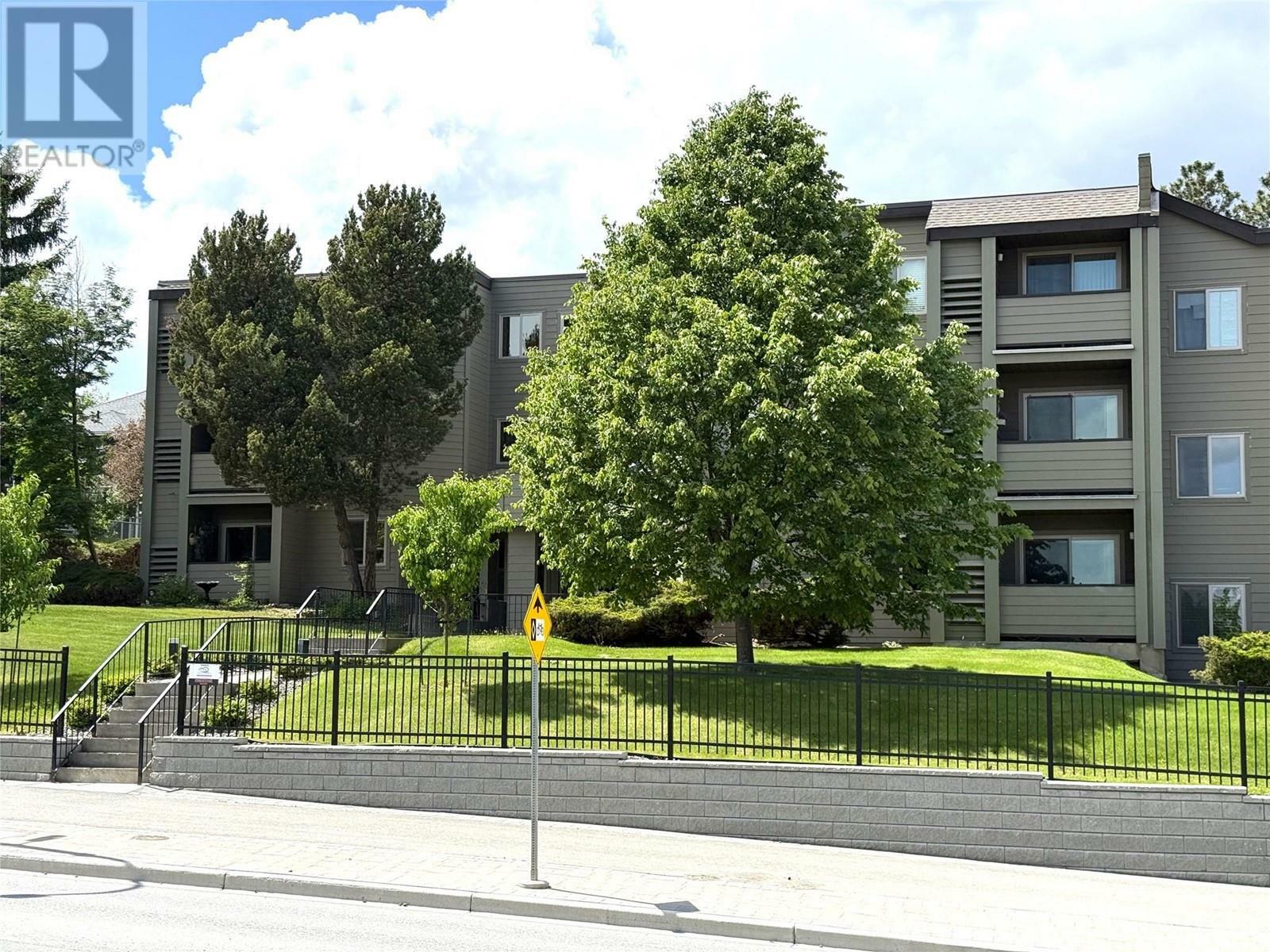 1560 Summit Drive 111  Kamloops BC V2E 1R5 photo