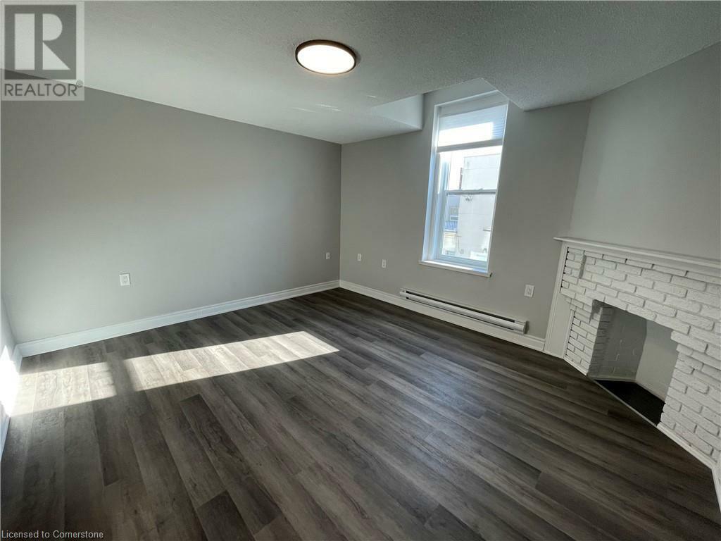 Property Photo: 69 East Main Street 204 ON L3B 3W4