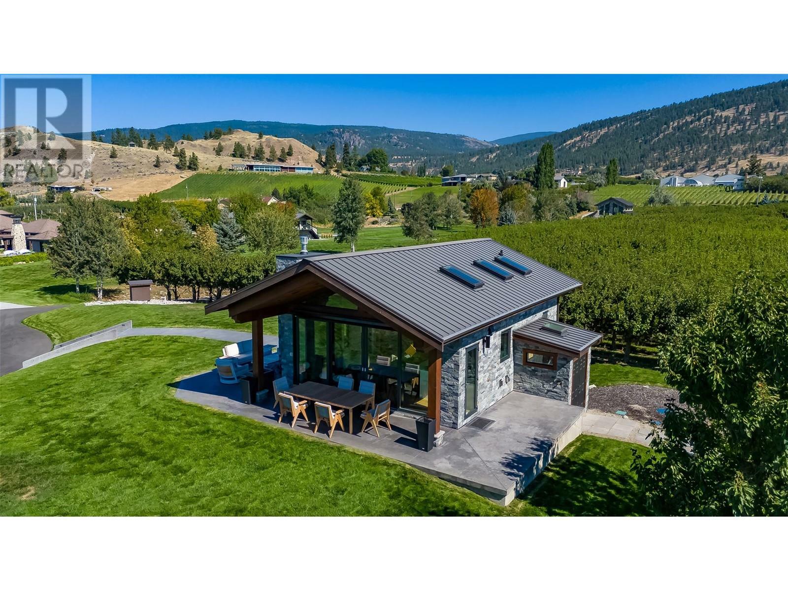 Photo de la propriété: 331 Lower Bench Road BC V2A 8V4