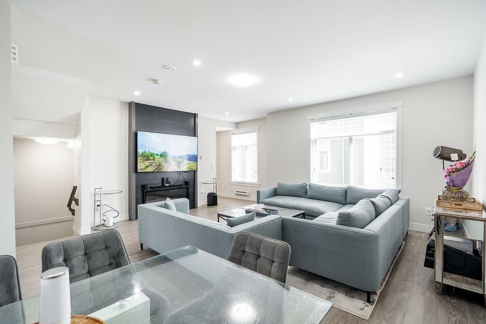Property Photo: 11267 133 53 BC V3R 0E3