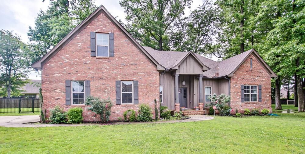 Property Photo:  511 Rustling Oaks Cove  AR 72364 