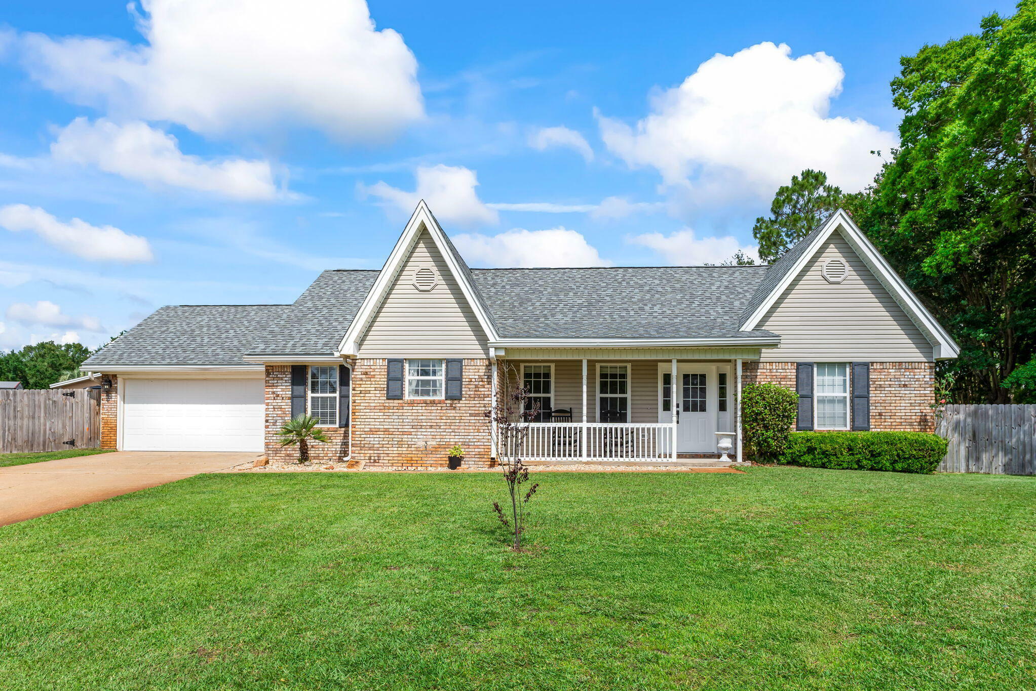 2217 Calle De Marbella  Navarre FL 32566 photo
