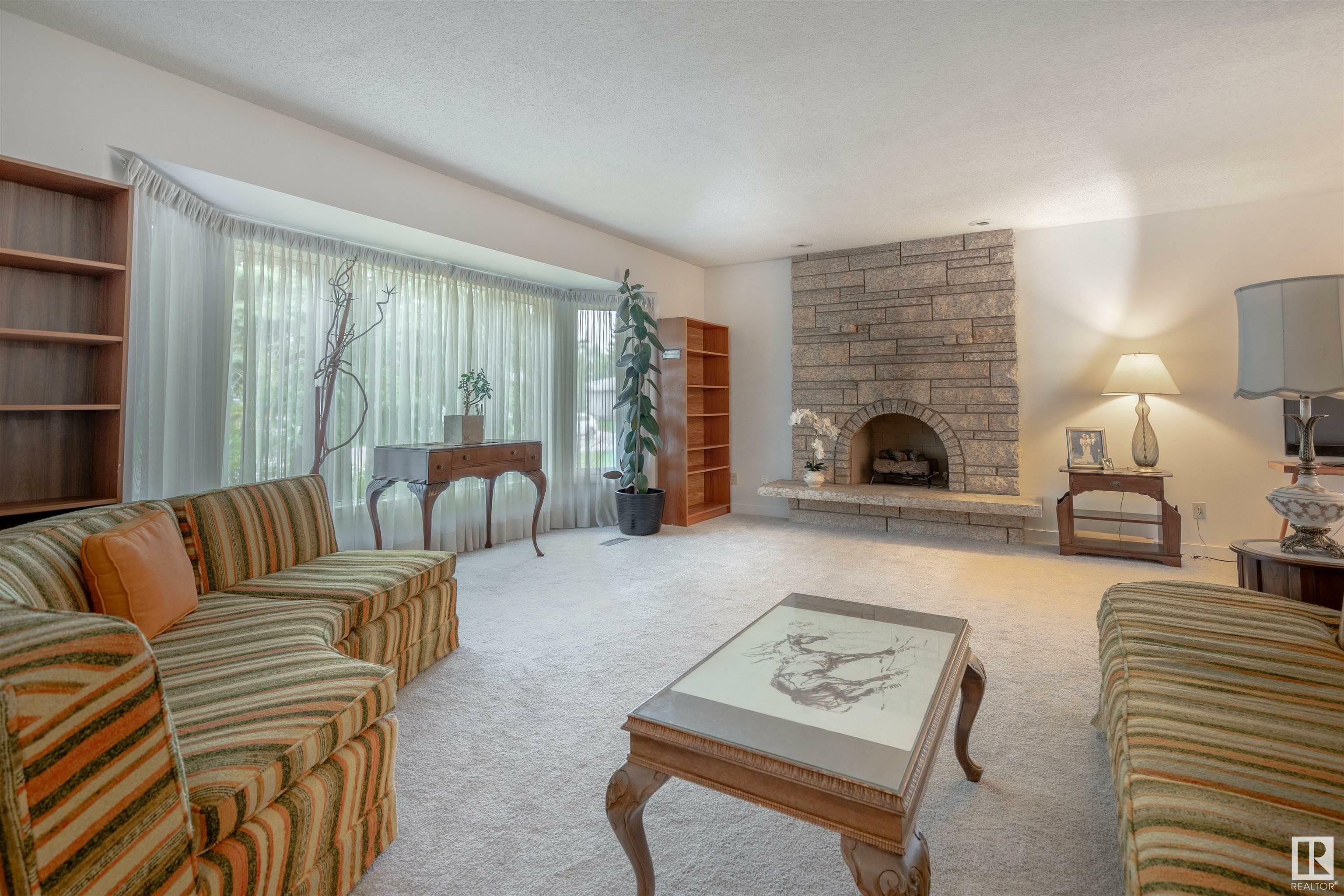 Property Photo: 799 Lee Ridge Road NW AB T6K 0P9