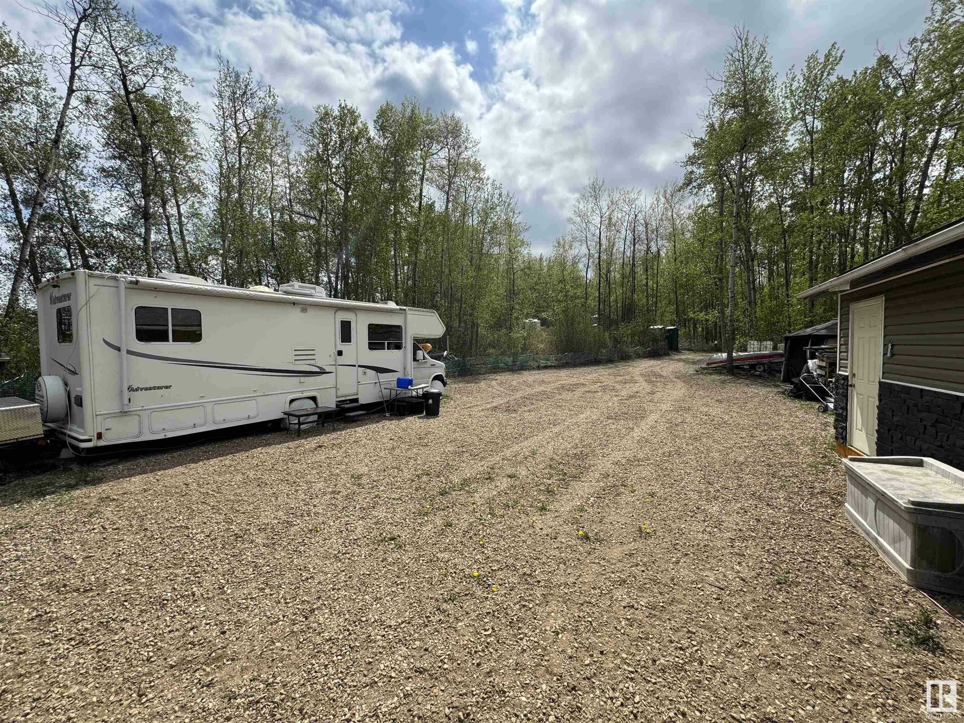 Property Photo: 118 60201 Rg Rd 122 AB T0A 3A0