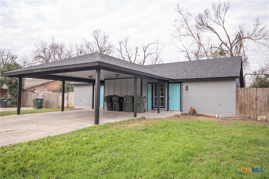 Property Photo:  2006 S 15th Street  TX 76504 