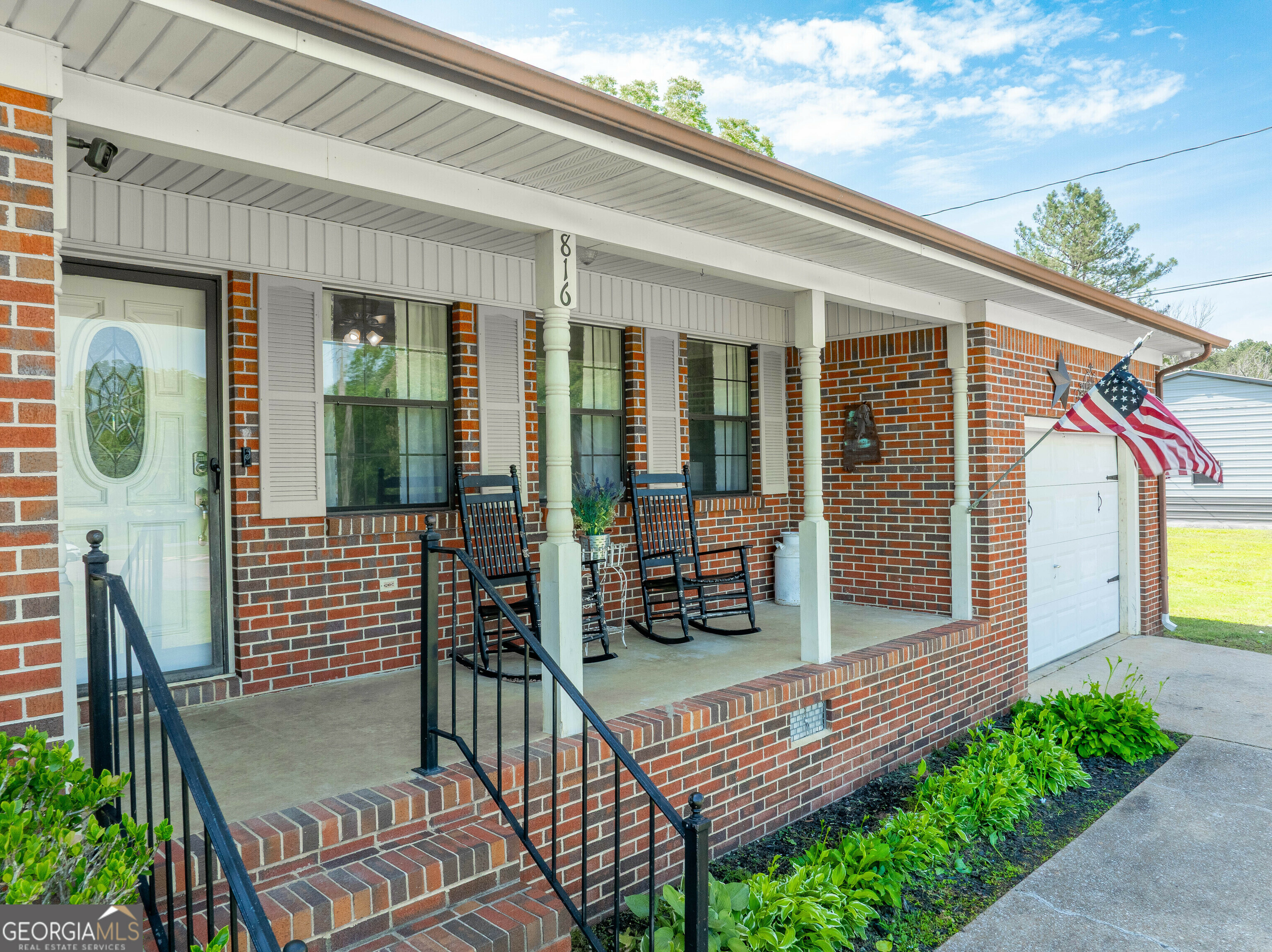 Property Photo: 816 Wood Street AL 35987