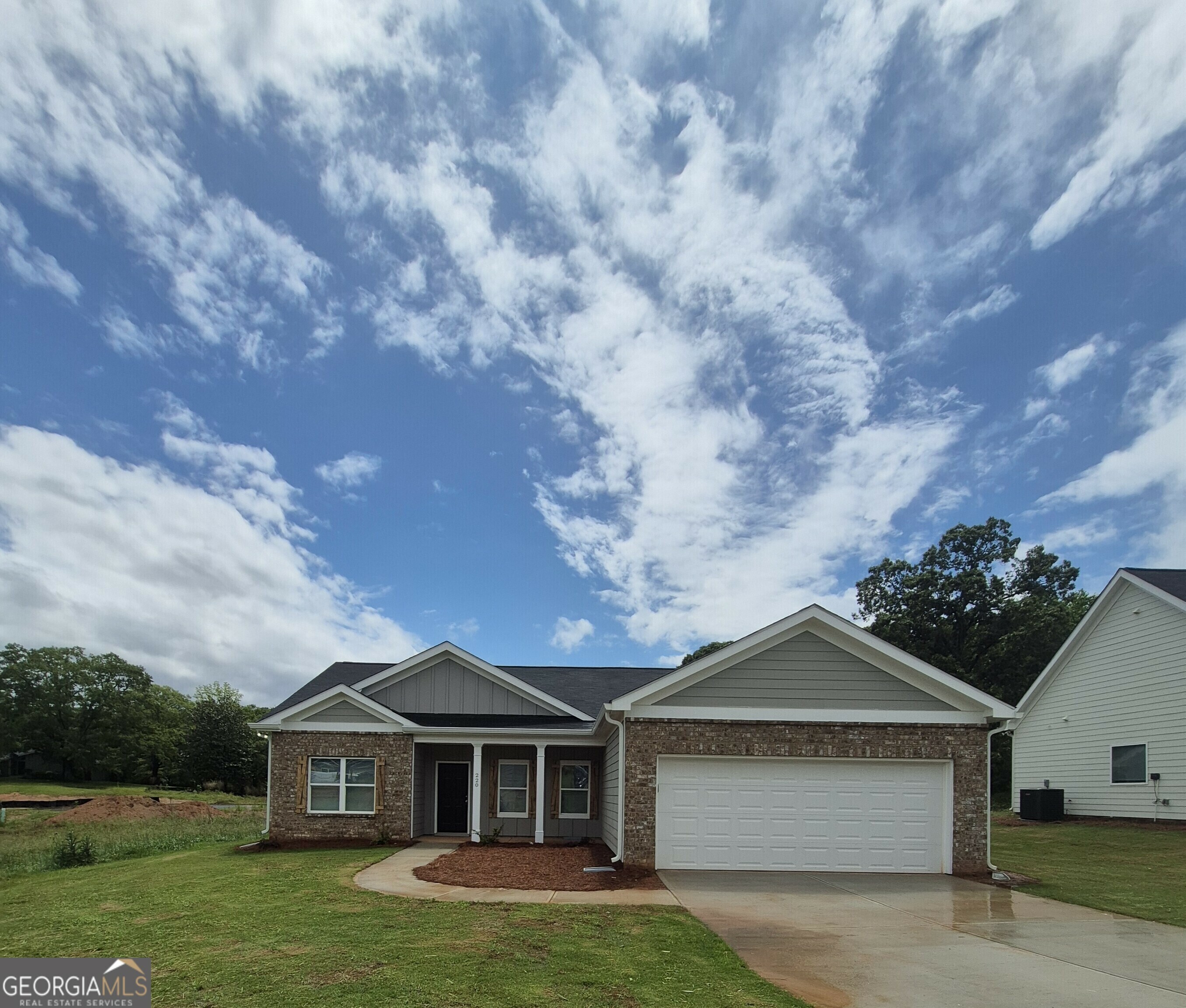 Property Photo: 220 Charlotte Circle GA 30666