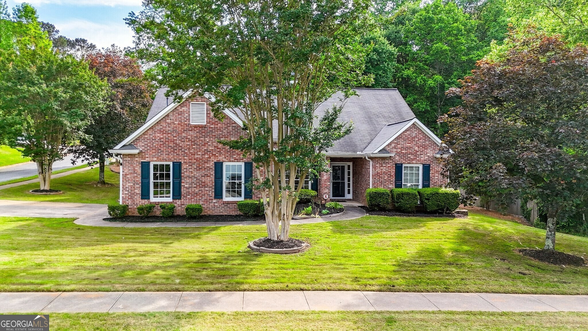 Property Photo: 507 Huntgate Road GA 30189