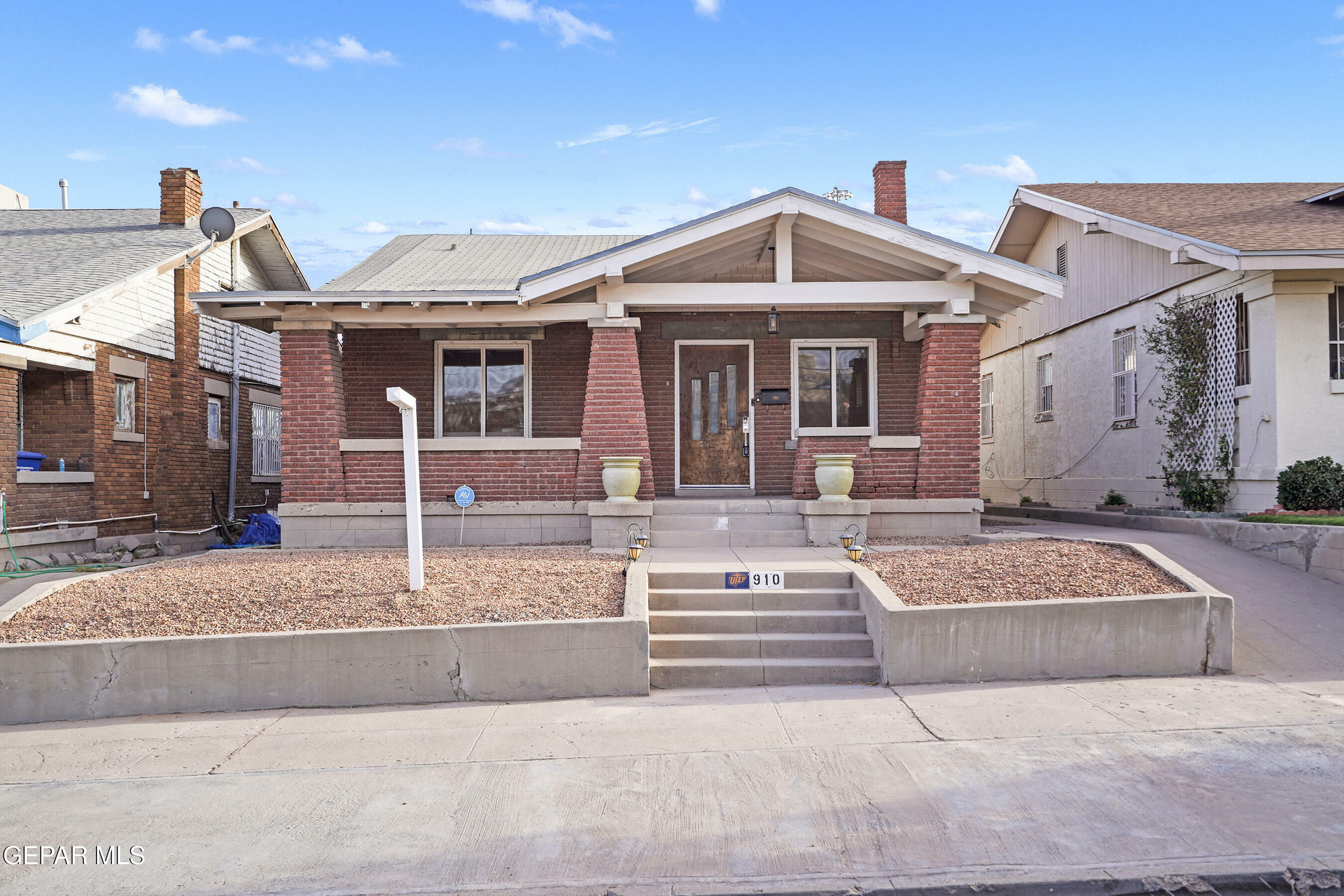 910 W Missouri Avenue  El Paso TX 79902 photo