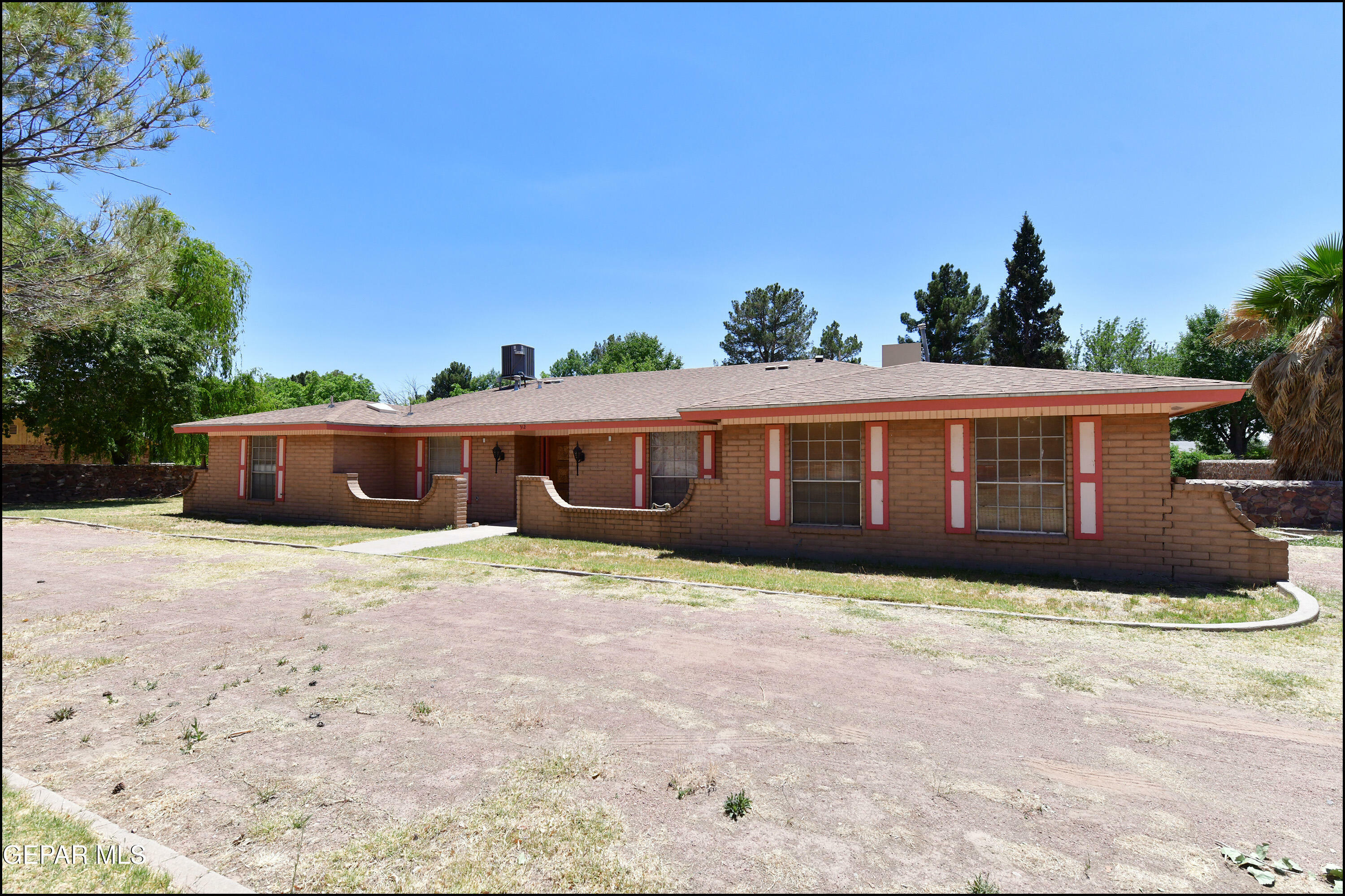 Property Photo: 312 Caporal Court TX 79932