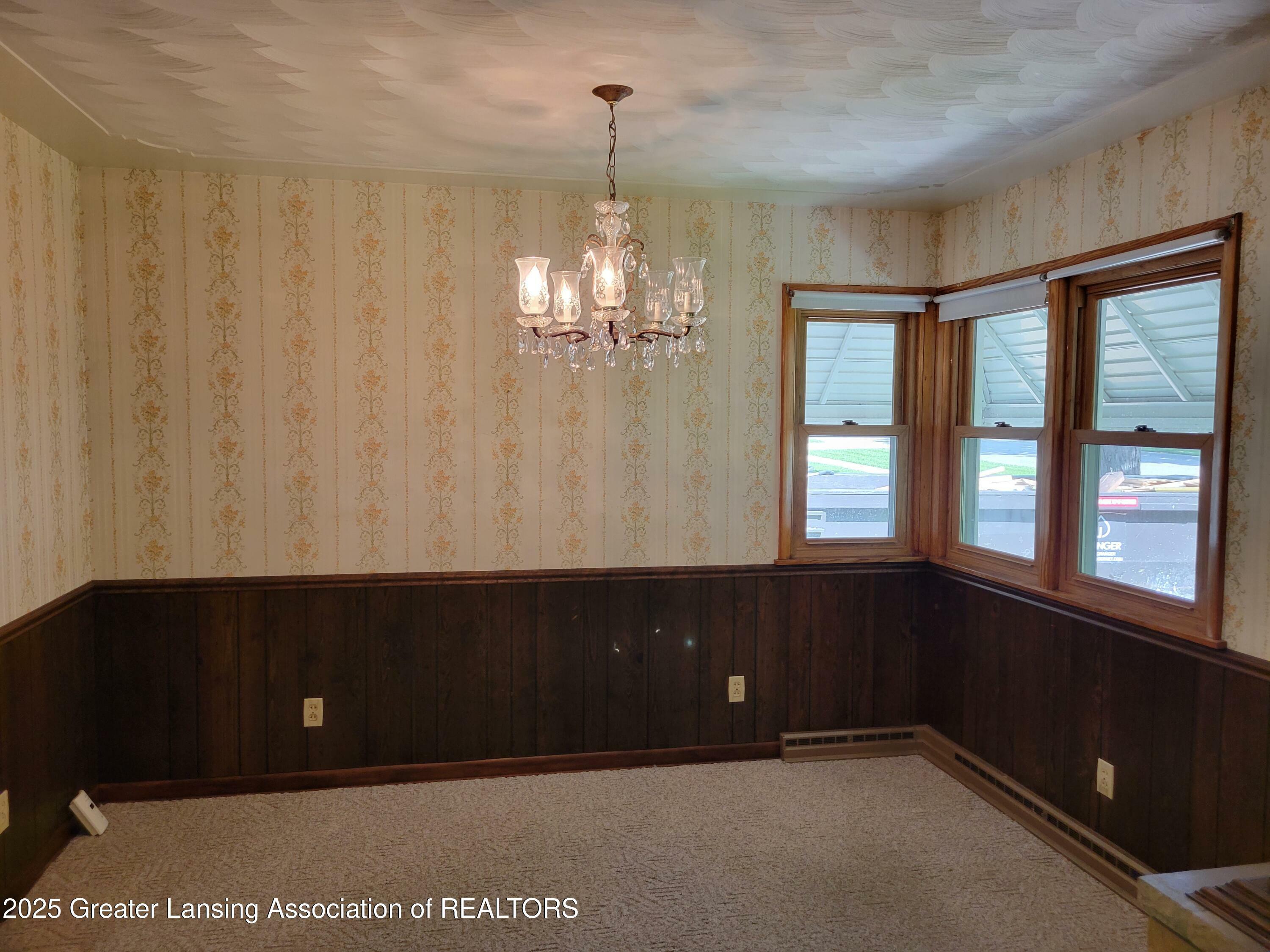 Property Photo: 704 W McConnell Street MI 48879