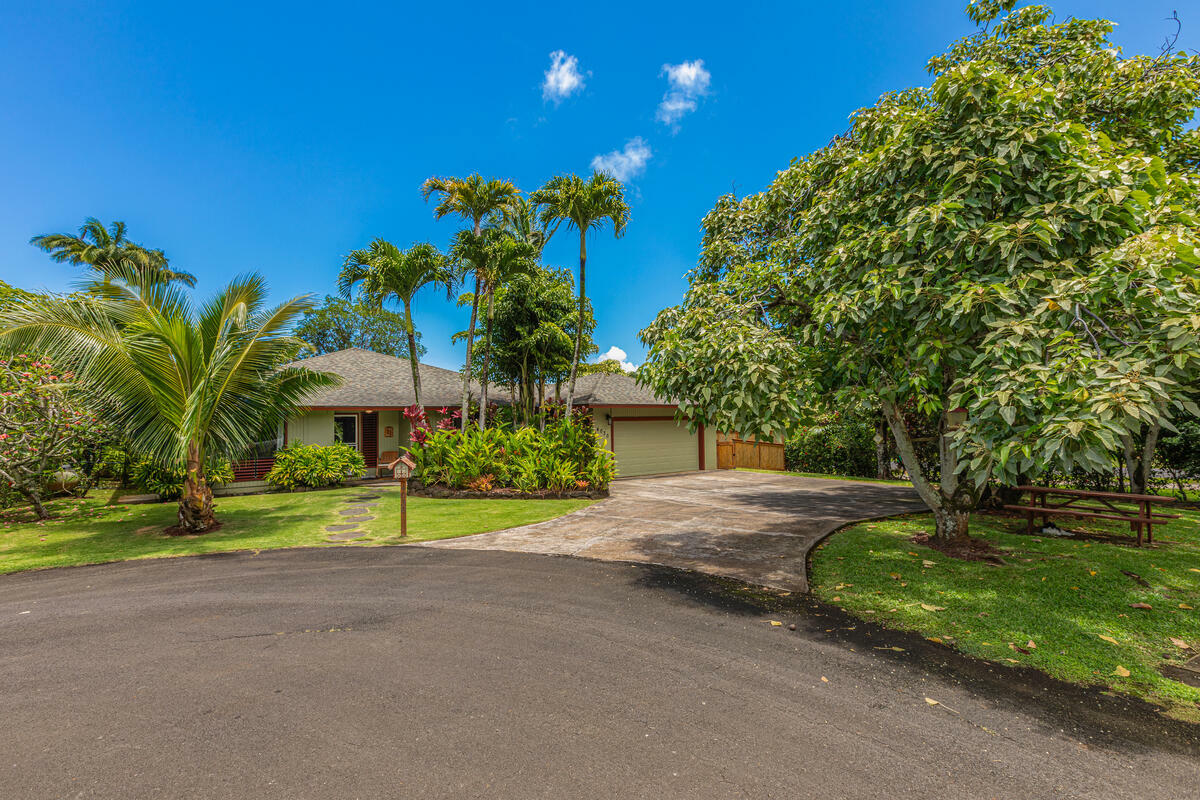 Property Photo:  4030 Pauahi Pl  HI 96722 