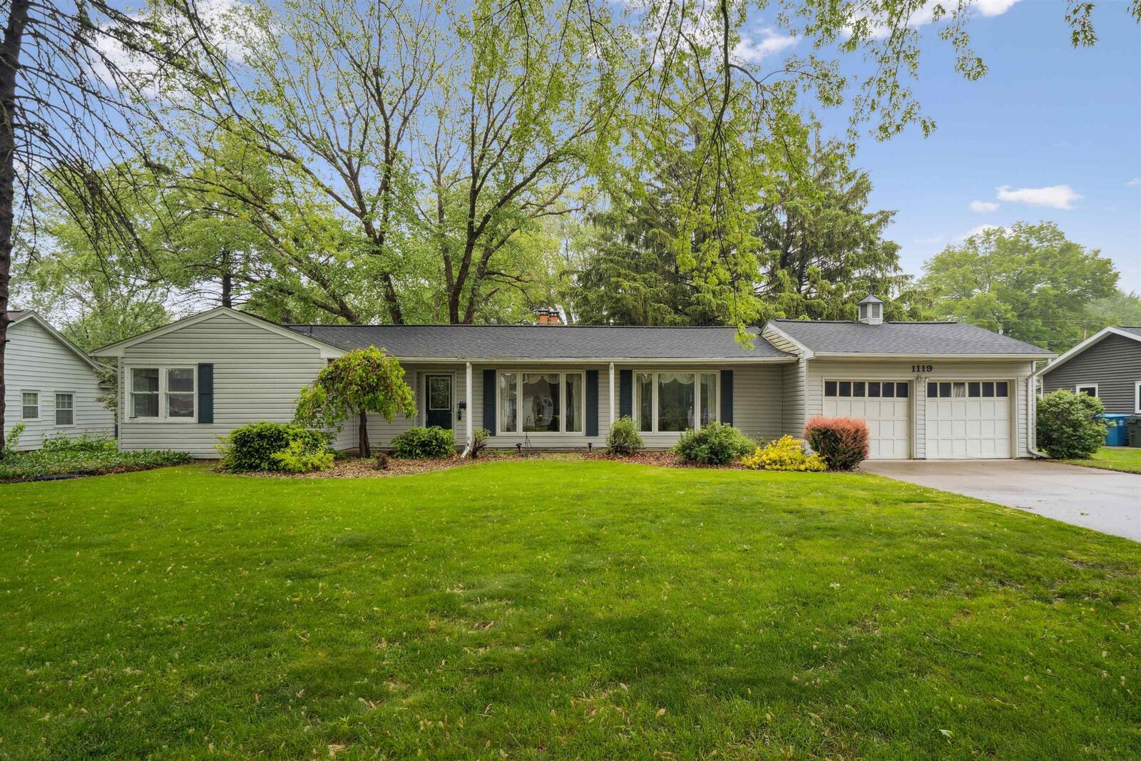 Property Photo:  1119 Prospect Boulevard  IA 50701 