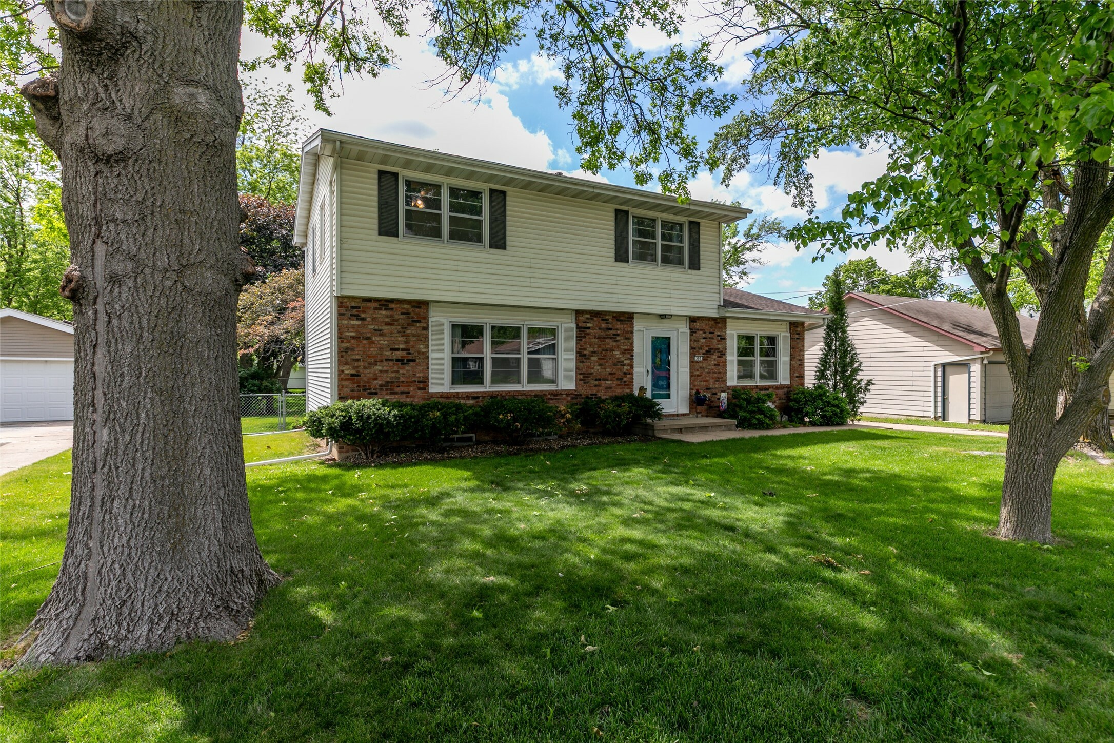 500 8th Street  Waukee IA 50263 photo
