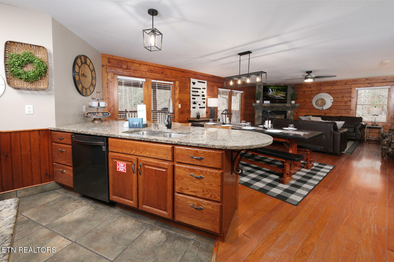 Property Photo: 1150 Ogle Hills Rd TN 37738