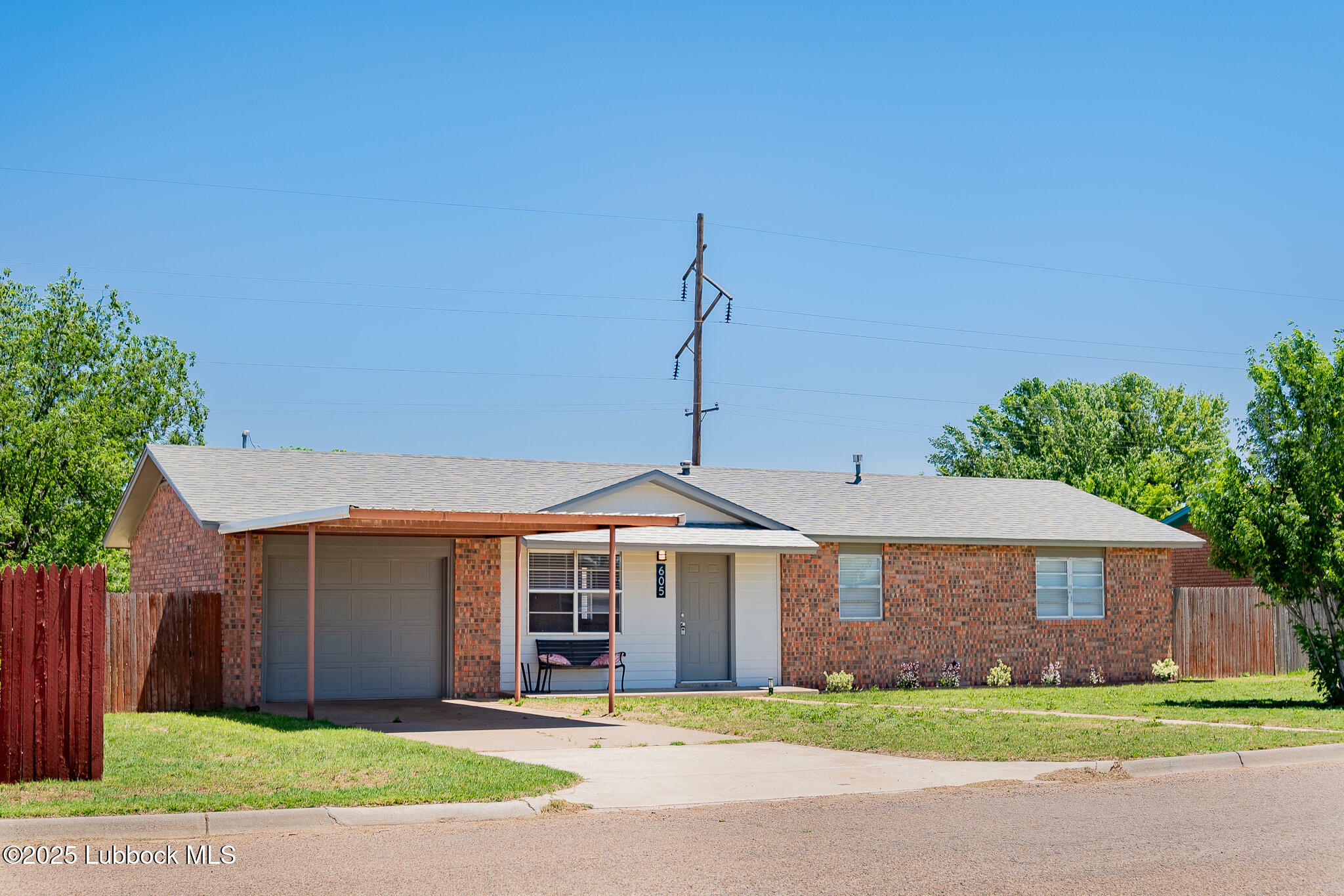 Property Photo: 605 8th Street TX 79325
