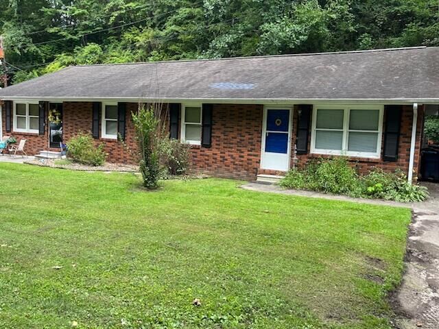 Property Photo:  394 Spring Street 1 &Amp 2  KY 40741 