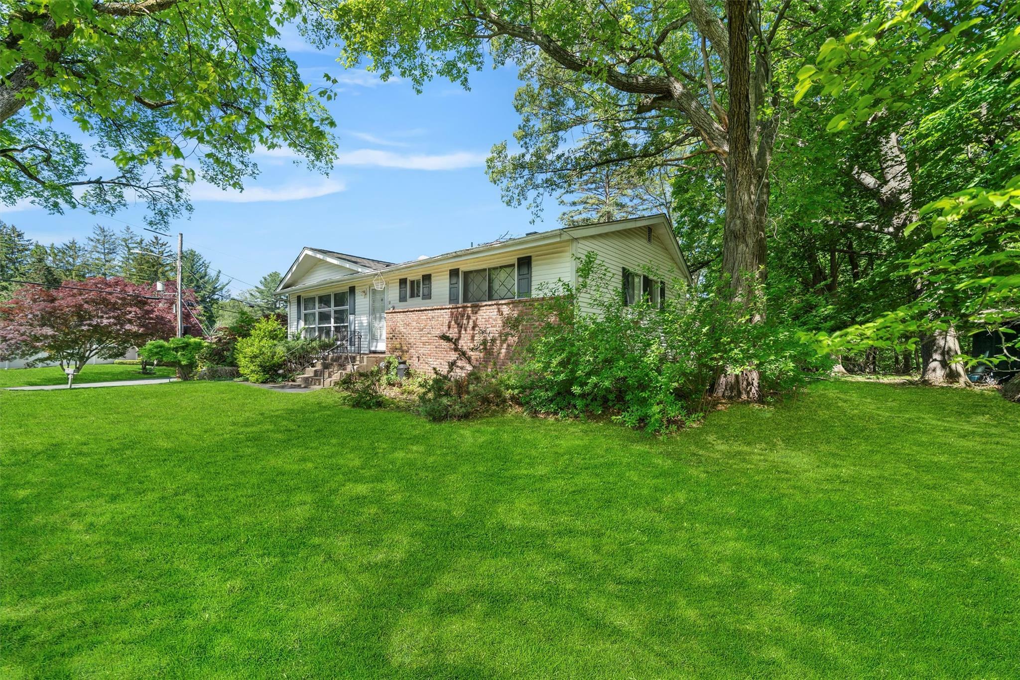 Property Photo: 1 Elyise Road NY 10952