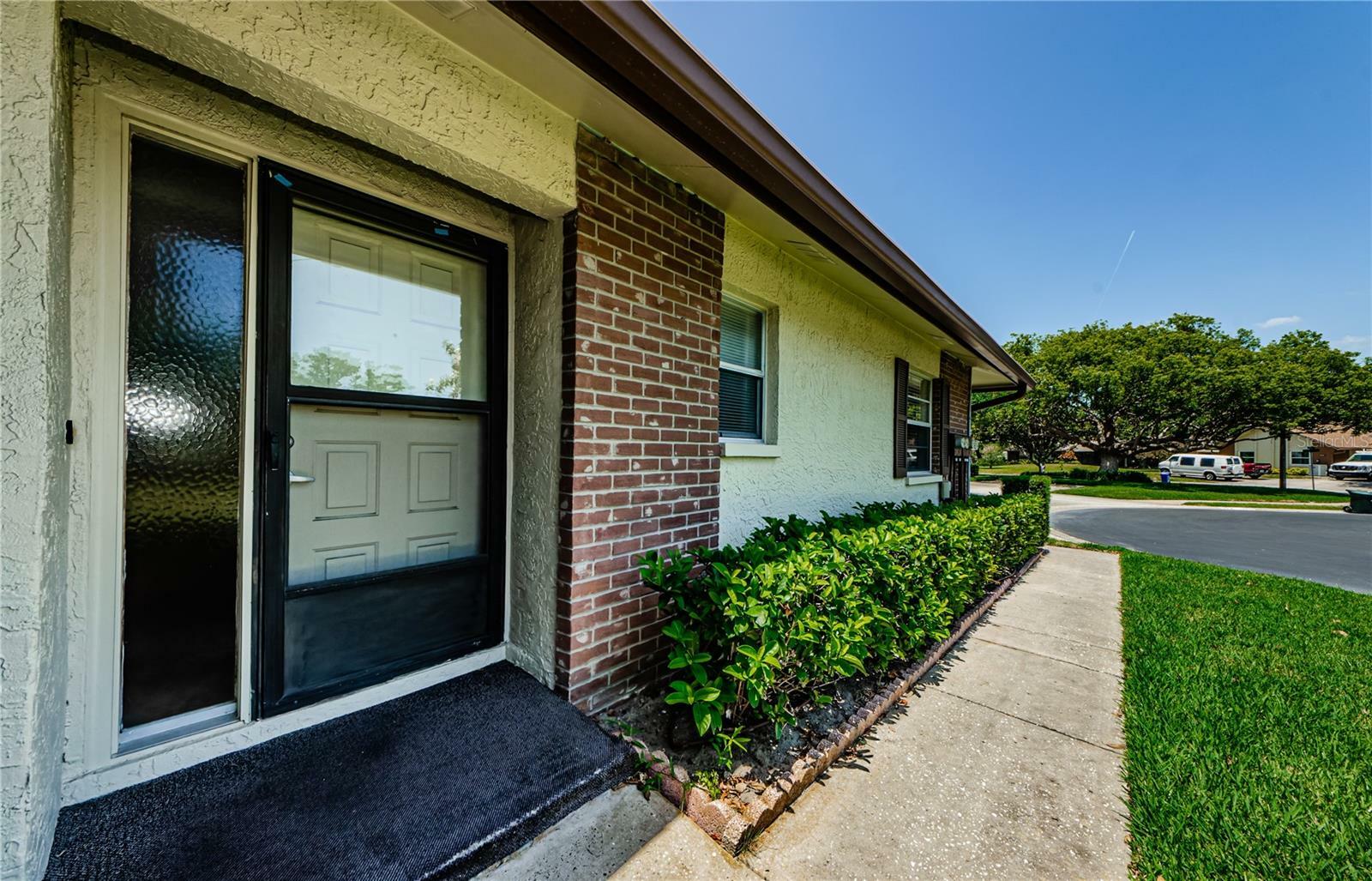 Property Photo: 368 Perth Court 368 FL 34698
