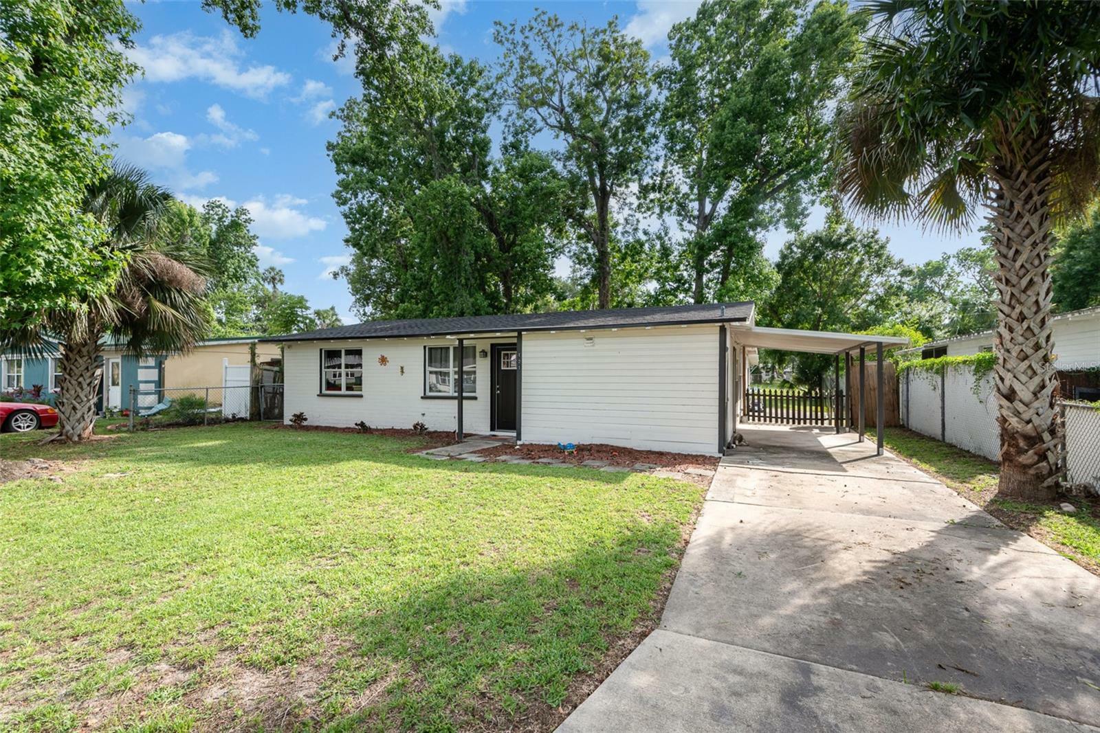 Property Photo:  121 Mason Park Drive  FL 32117 
