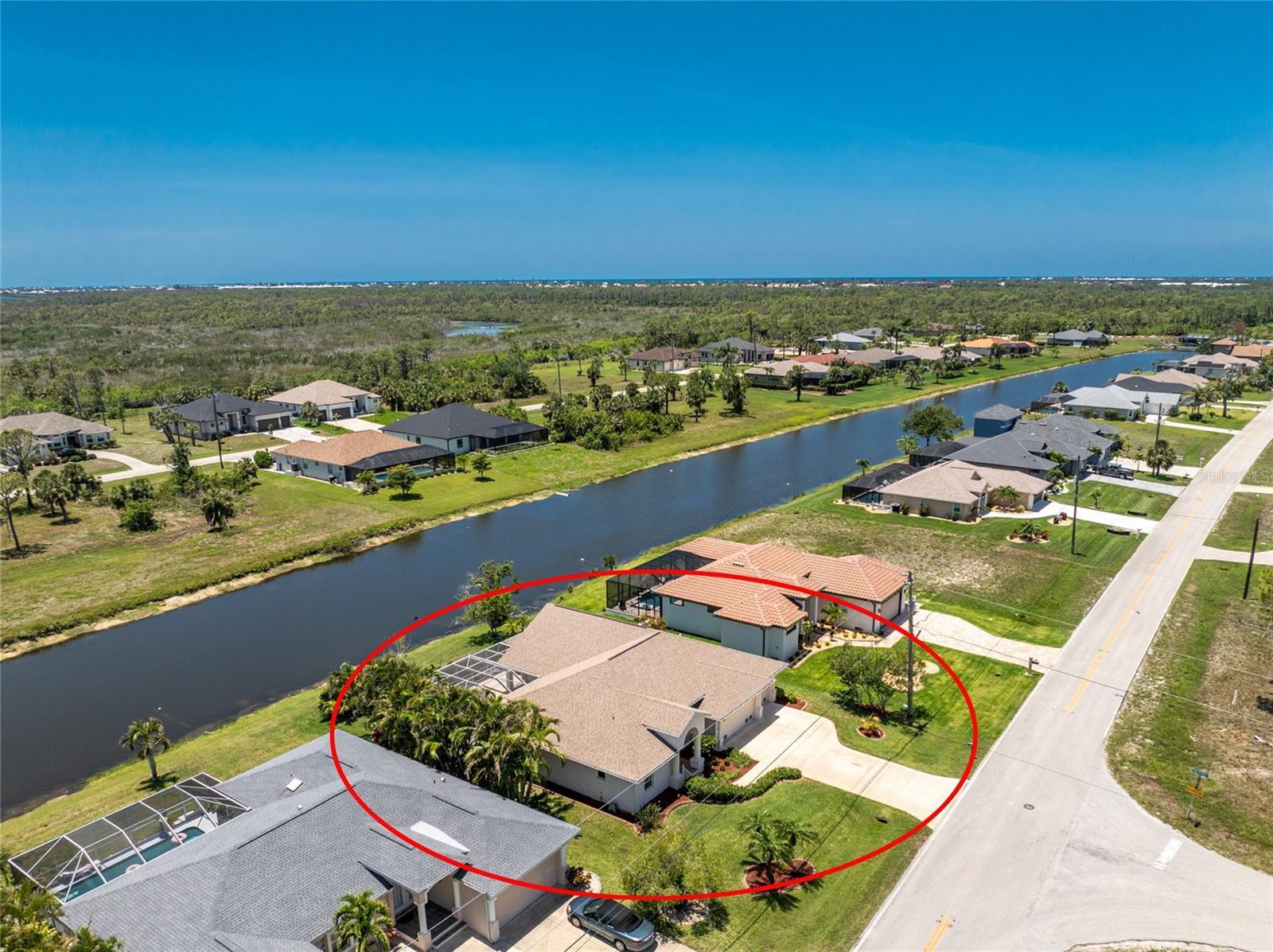 Property Photo: 1157 Rotonda Circle FL 33947