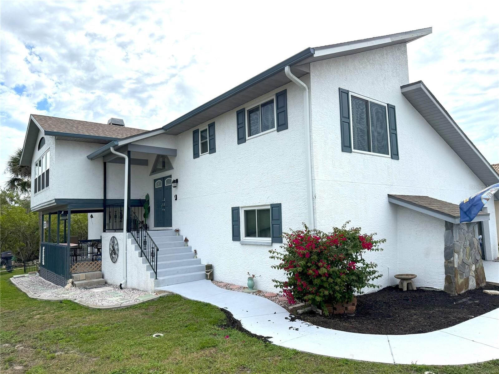 Property Photo:  4560 Rickover Court  FL 34652 