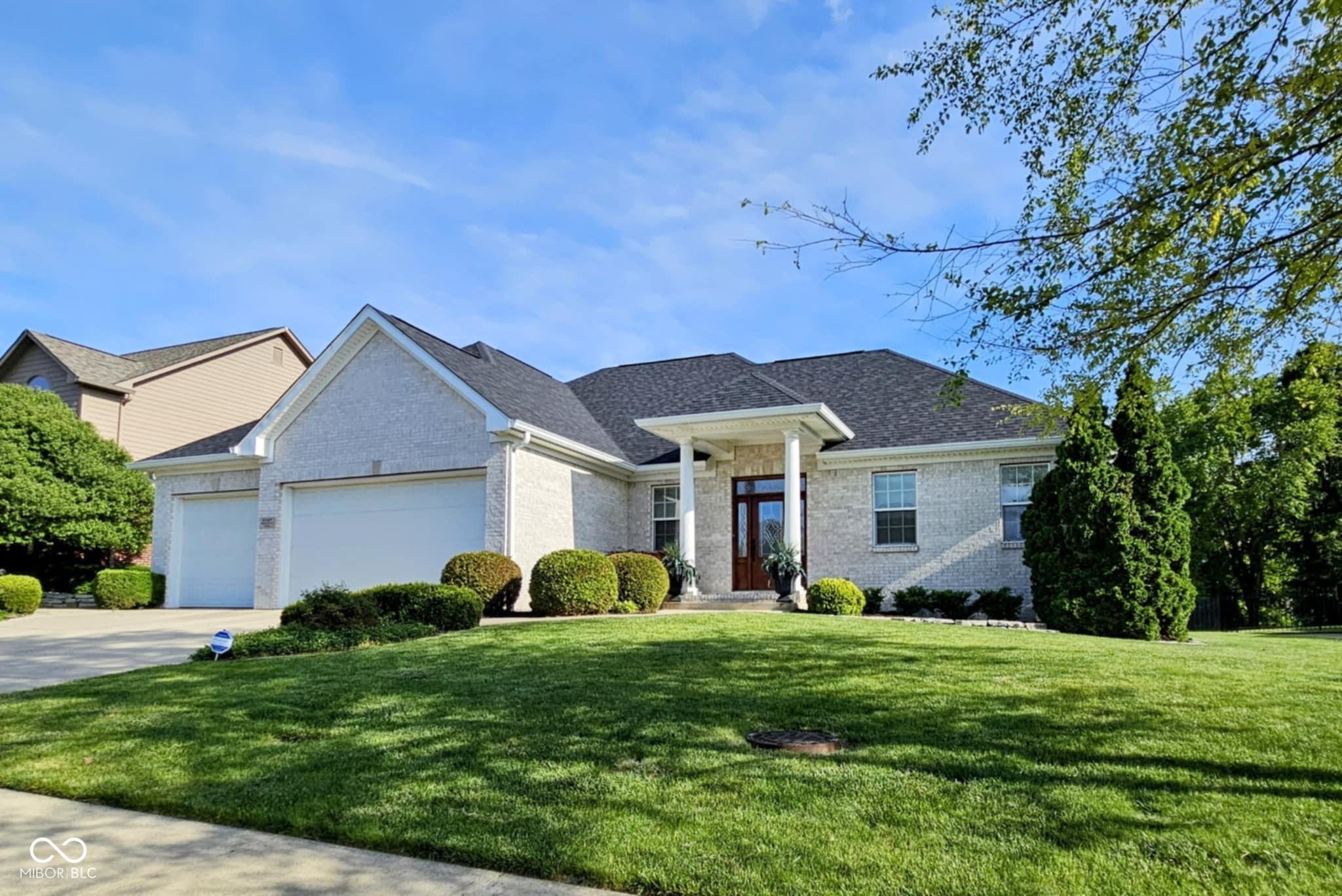 5347 Sampson Drive  Indianapolis IN 46237 photo